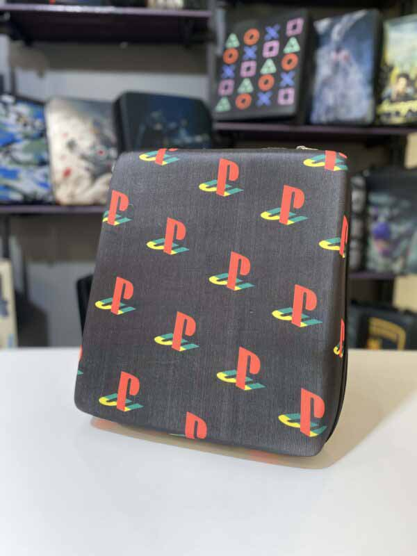 کیف مخصوص حمل کنسول بازی برند نامشخص-- کیف ضدضربه – طرح Hard Case PS Logo2 - برای PlayStation 4